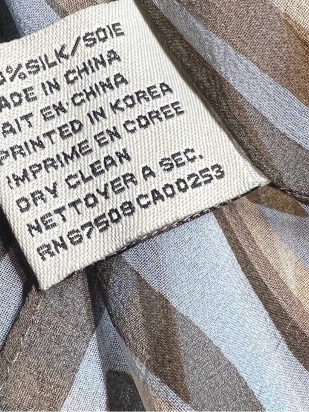 100% Silk Vintage Anne Klein Geometric Abstract Scarf Light Blue Brown 52 X 10 - Picture 6 of 7